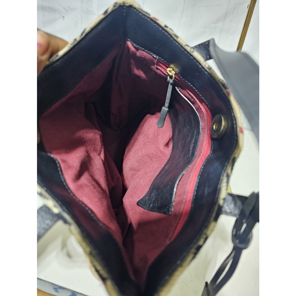 Burberry Nova Check Wool Tote Bag - Picture 10 of 10